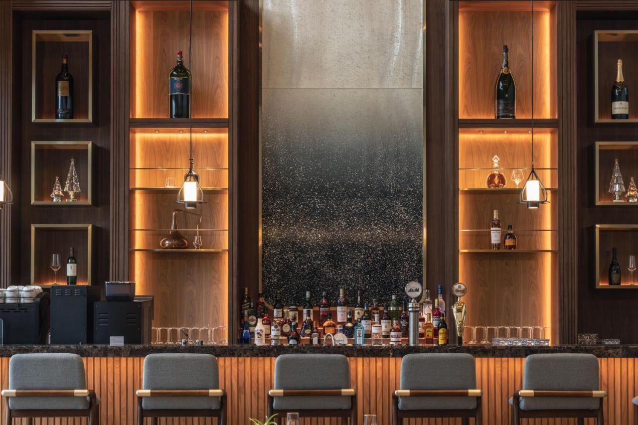 Lotte Hotel Busan Exterior foto The Bar