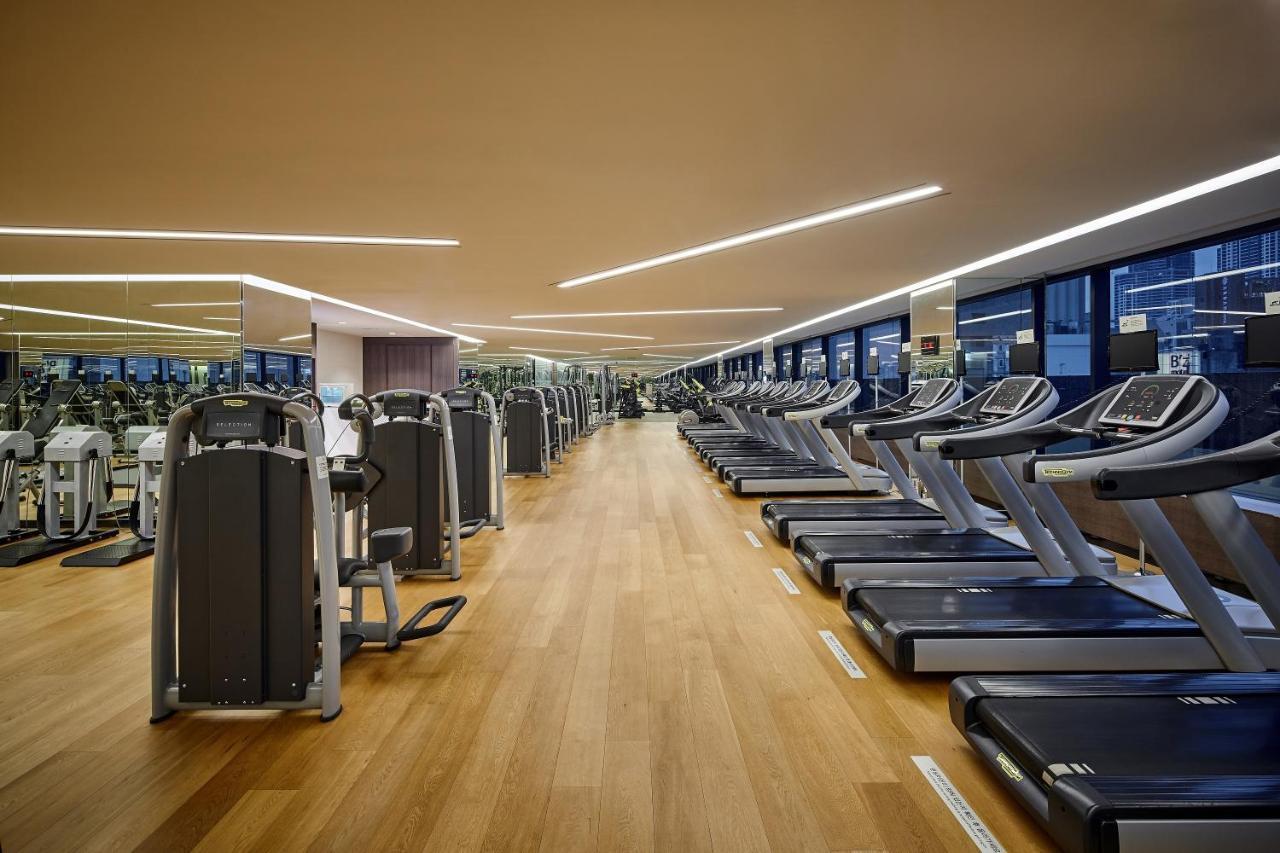 Lotte Hotel Busan Exterior foto The gym at the hotel