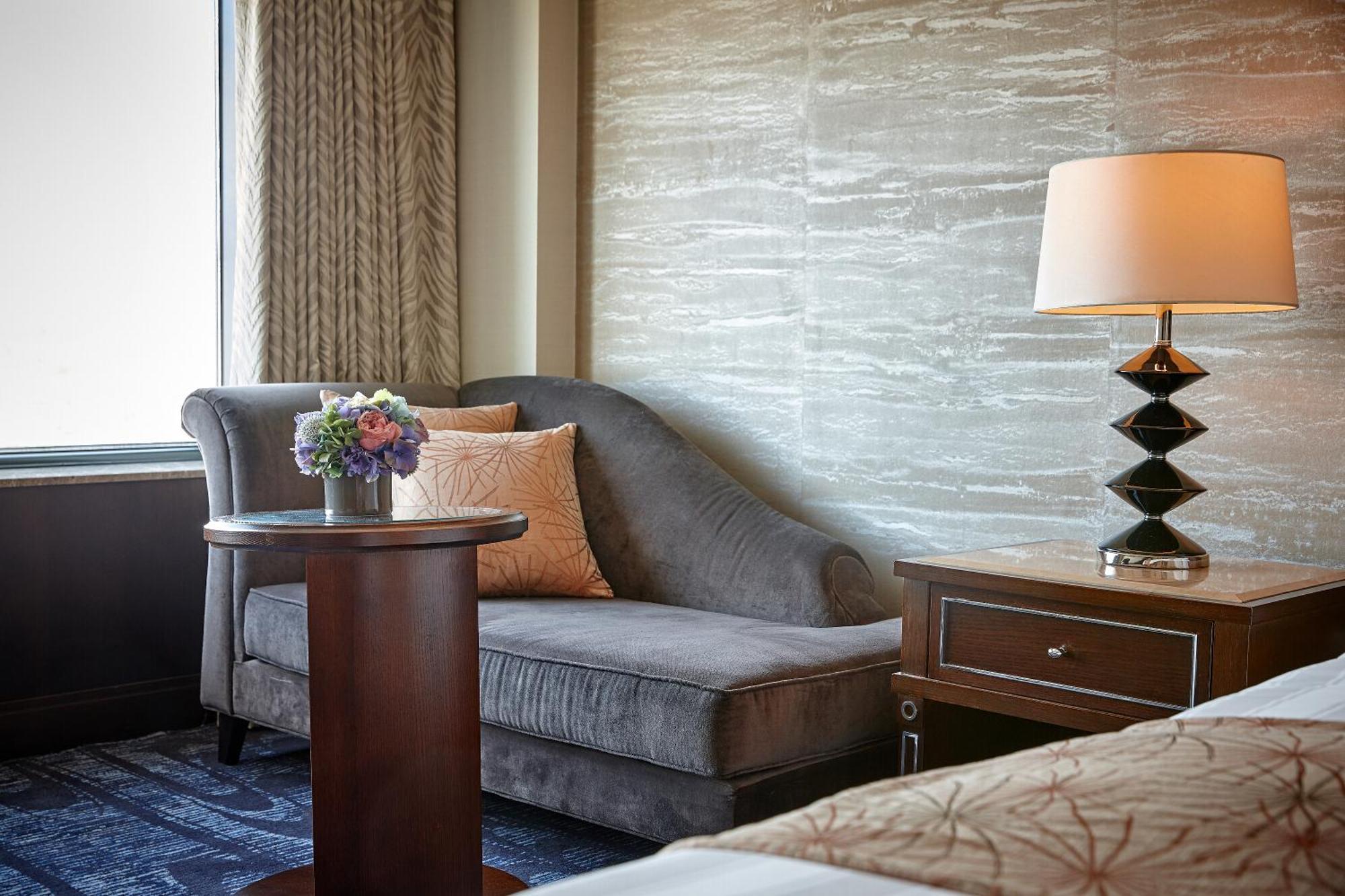 Lotte Hotel Busan Exterior foto A guest room at the hotel