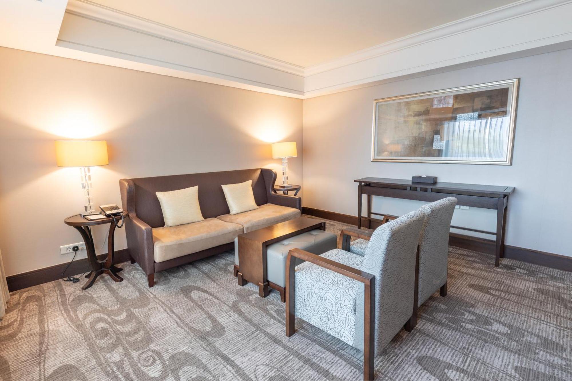 Lotte Hotel Busan Quarto foto Living room