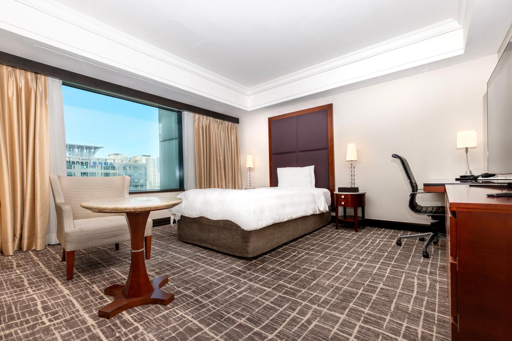 Lotte Hotel Busan Exterior foto Deluxe Room