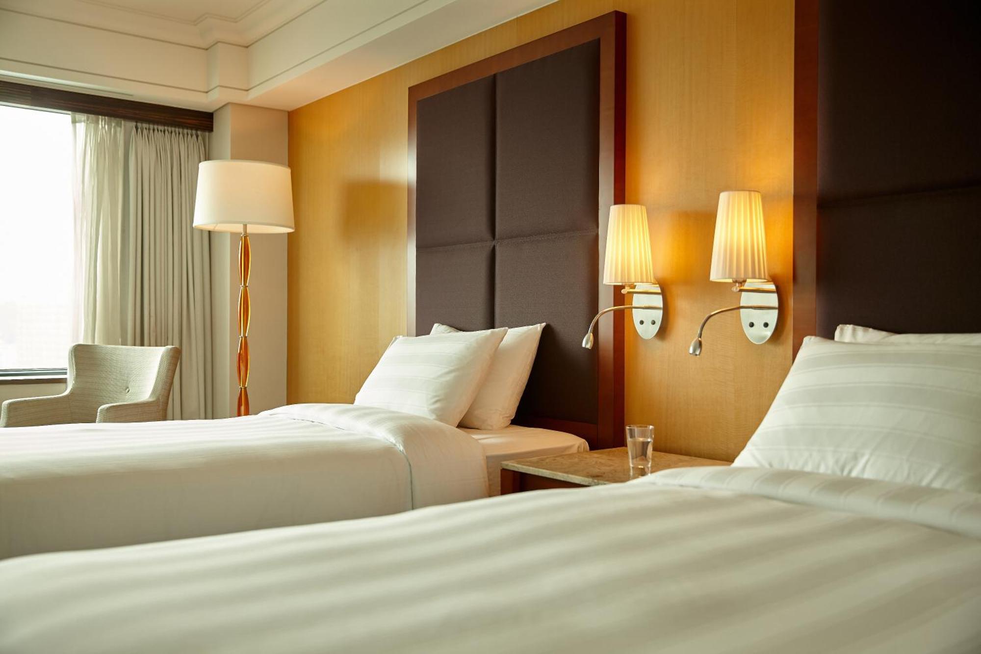 Lotte Hotel Busan Exterior foto A room at the hotel