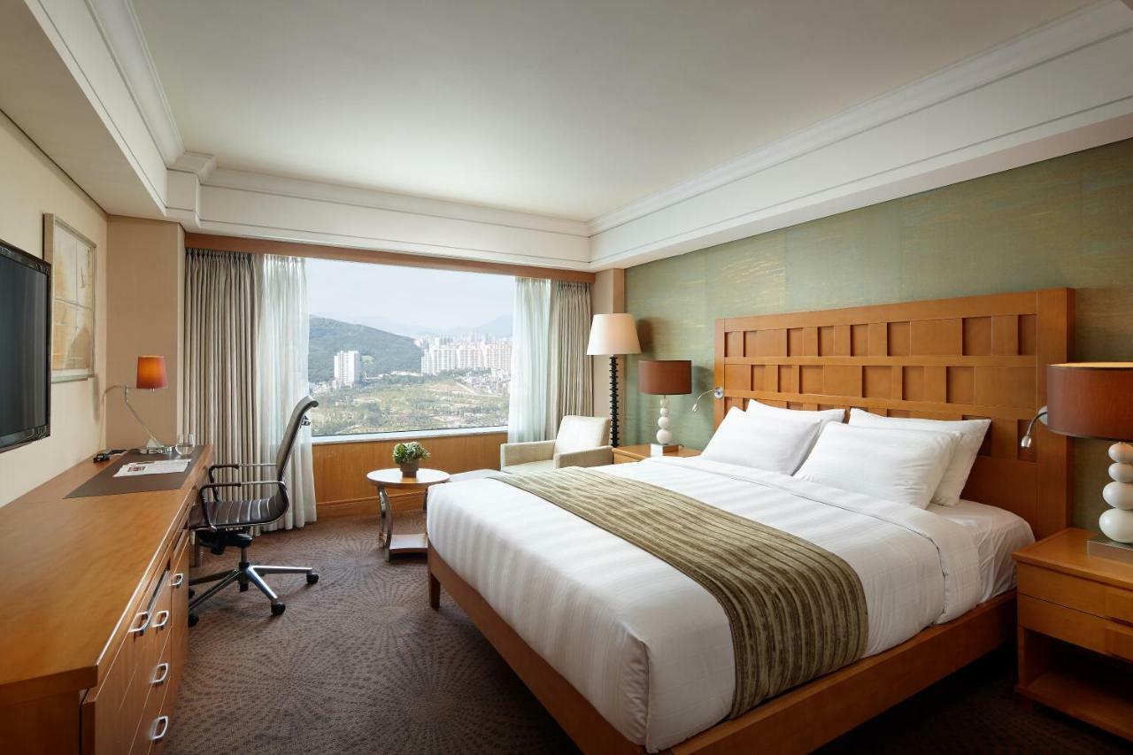 Lotte Hotel Busan Exterior foto Deluxe Room